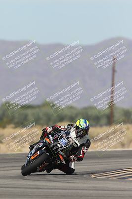 media/Oct-13-2025-Moto Forza (Mon) [[a66d839500]]/2-A Group/Session 3 (Turn 16)/